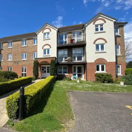 Buy this 1 bed apartment on London Road in Deal, CT14 9TA