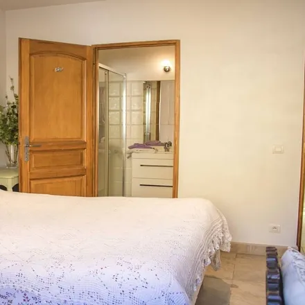 Image 6 - Avenue de Provence, 83440 Montauroux, France - Apartment for rent