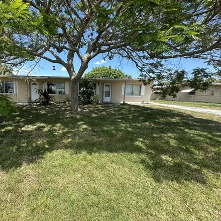 Buy this studio house on 2567 Stephens Drive Northeast in Palm Bay, FL 32905