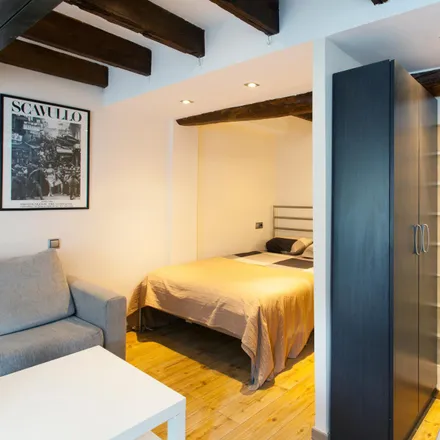 Rent this studio apartment on Carrer d'Elkano in 08001 Barcelona, Spain
