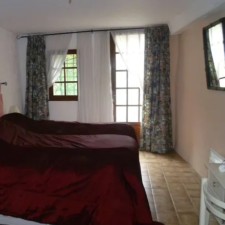 Rent this 3 bed house on 26160 Pont-de-Barret