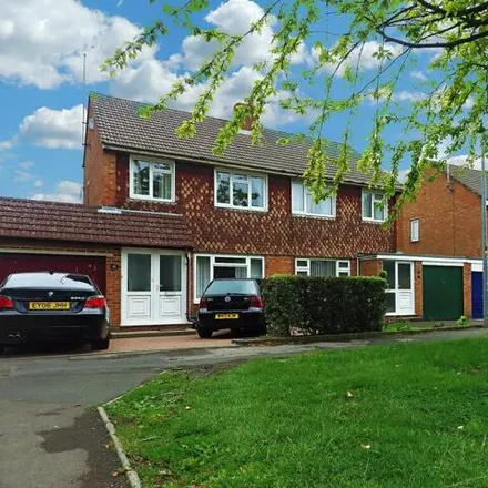 Rent this 3 bed duplex on Welford Close in Swindon, SN3 4AU