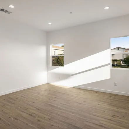 Rent this 3 bed apartment on 6743 North Elman Street in San Diego, CA 92111