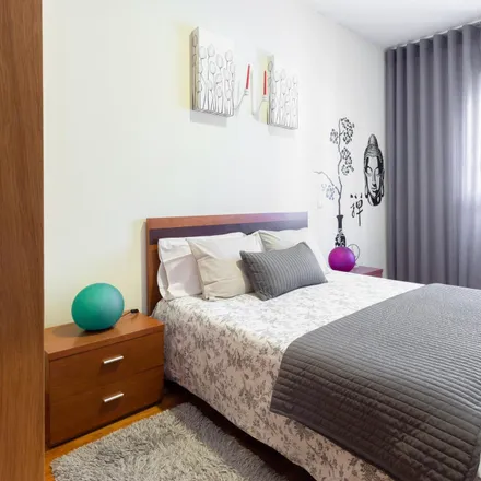 Rent this 4 bed apartment on Rua de Egas Moniz 73 in 4250-504 Porto, Portugal