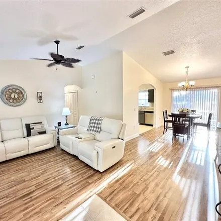 Image 6 - Abaco Drive, Tavares, FL, USA - House for sale