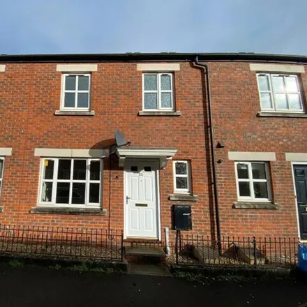 Buy this 3 bed townhouse on 20 Priory Park in Taunton, TA1 1PX