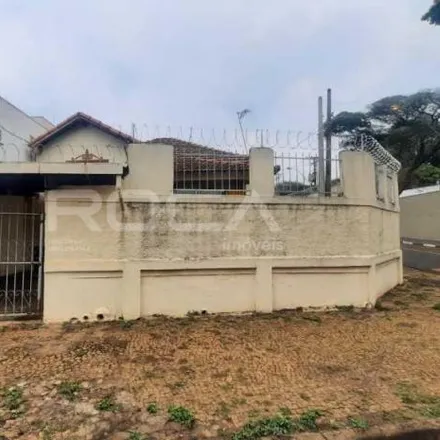 Buy this 3 bed house on Rua Marcolino Pelicano in Núcleo Residencial Sílvio Vilari, São Carlos - SP
