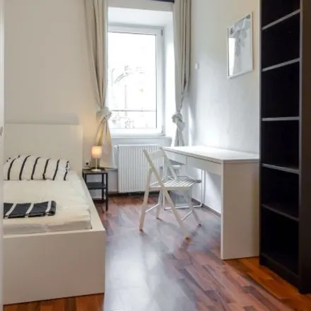 Rent this 4 bed room on Gorillas in Fraunhoferstraße 10, 80469 Munich