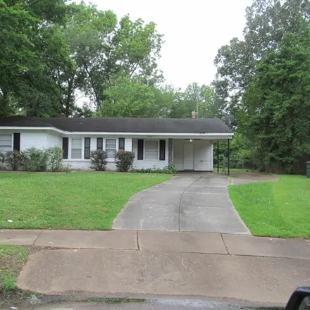 Buy this 3 bed house on 3699 Cromwell Cove in Memphis, TN 38118