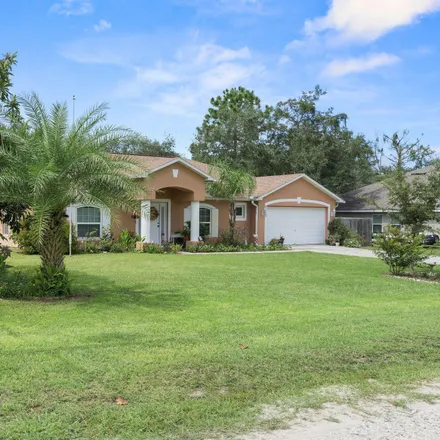 Buy this 3 bed house on 10498 Flatwood Avenue in Hernando County, FL 34613