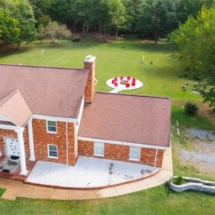 Image 3 - 19 Twin Springs Drive, Fredericksburg, VA 22407, USA - House for sale