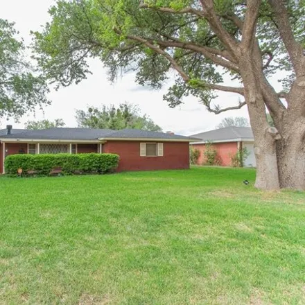 Image 1 - 1715 Harvard Avenue, Big Spring, TX 79720, USA - House for sale