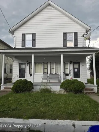 Rent this 3 bed apartment on 177 Tompkins Street in Pittston, PA 18640