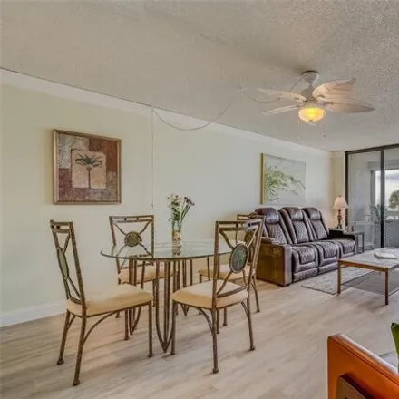 Image 3 - 17998 Lee Avenue, Redington Shores, Pinellas County, FL 33708, USA - Condo for rent