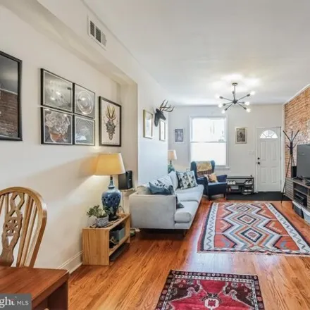 Image 9 - 1608 East Hewson Street, Philadelphia, PA 19125, USA - House for sale