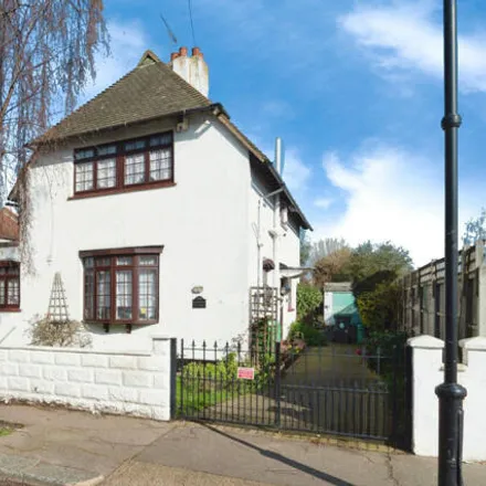Buy this 3 bed house on Lonsdale Road in Southend-on-Sea, SS2 4LY