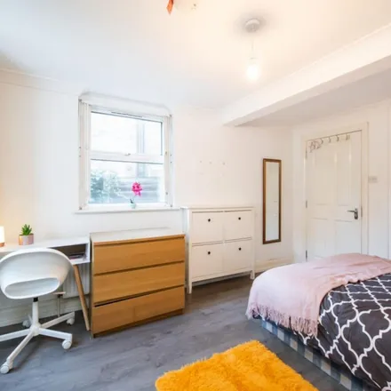 Rent this 7 bed apartment on Tuffnell Park Station in Brecknock Road, London