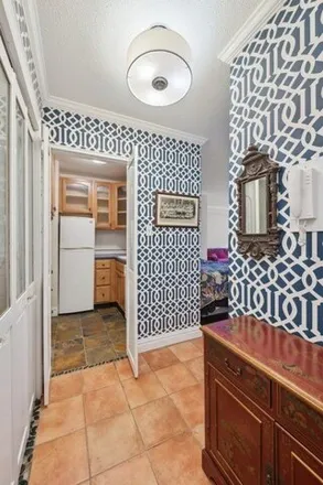 Image 7 - 201 East 83rd Street, New York, NY 10028, USA - Apartment for sale