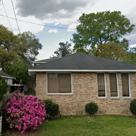 Rent this 5 bed house on 2845 Jackson Ave