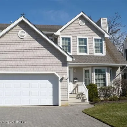 Rent this 4 bed house on Ocean Avenue in Bay Head, Ocean County