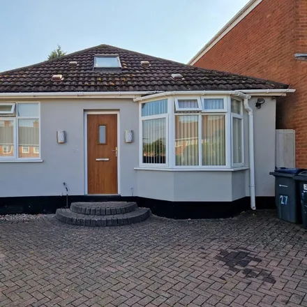 Rent this 3 bed house on Glenavon Road in Highters Heath, B14 5BX