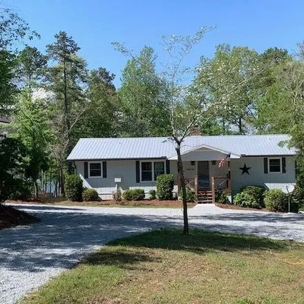 Buy this 4 bed house on Breezy Point in Hart County, GA 30643