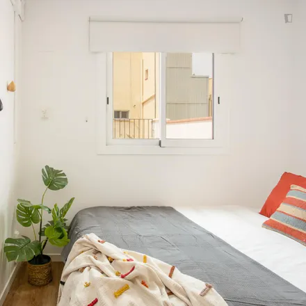 Rent this 1 bed apartment on Carrer de les Pedreres in 14, 08001 Barcelona