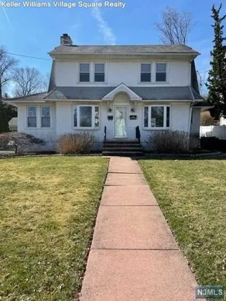 Rent this 4 bed house on 250 Union Street in Ridgewood, NJ 07450