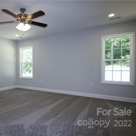 Image 8 - 683 Journey Street Southwest, Concord, NC 28025, USA - House for sale