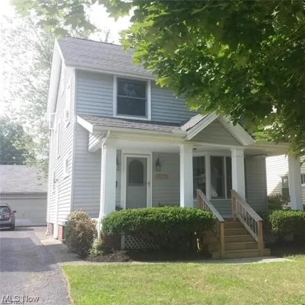 Rent this 3 bed house on 19537 Shoreland Avenue in Rocky River, OH 44116