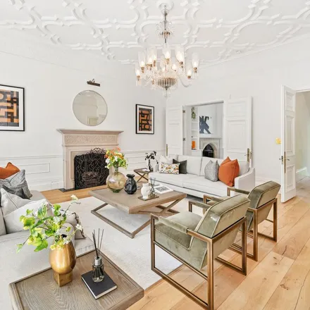 Rent this 5 bed townhouse on The Sloane Club in 52 Lower Sloane Street, London