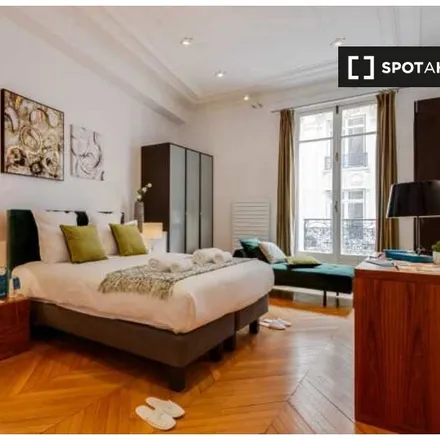 Image 2 - 8 Rue de Cerisoles, 75008 Paris, France - Apartment for rent
