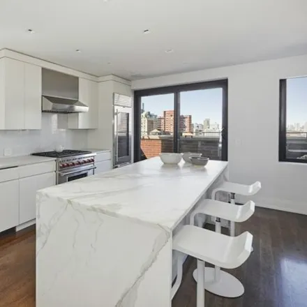 Image 5 - See's Cleaners, 1414 Lexington Avenue, New York, NY 10128, USA - Condo for sale