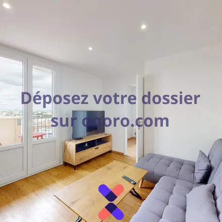 Rent this 3 bed apartment on Résidence « Le Cristal » in Impasse des Arènes, 31300 Toulouse