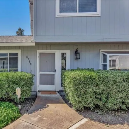 Buy this 2 bed condo on 5718 Saxony Court in San Jose, CA 95123