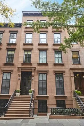 Buy this 9 bed townhouse on 127 Hicks Street in New York, NY 11201