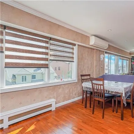 Image 7 - 137A West End Avenue, New York, NY 11235, USA - Condo for sale