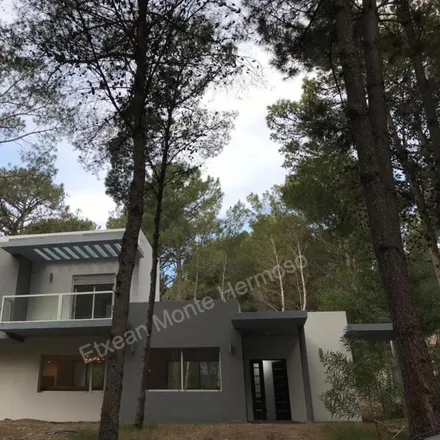Rent this studio house on Las Dunas in Partido de Monte Hermoso, Monte Hermoso
