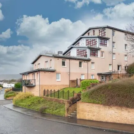 Rent this 2 bed apartment on Windsor Crescent in Clydebank, G81 3BX