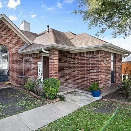 Buy this 5 bed house on 299 Rolling Ridge Court in Crandall, TX 75114
