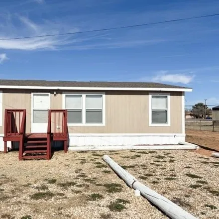 Buy this studio apartment on 201 Peach Street in Levelland, TX 79336