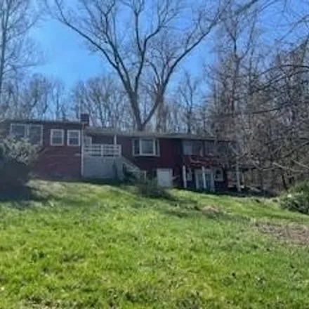 Buy this 4 bed house on 798 Harris Drive in Warren County, VA 22630