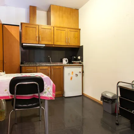 Image 5 - Rua Conde de Avranches, 4200-491 Porto, Portugal - Apartment for rent