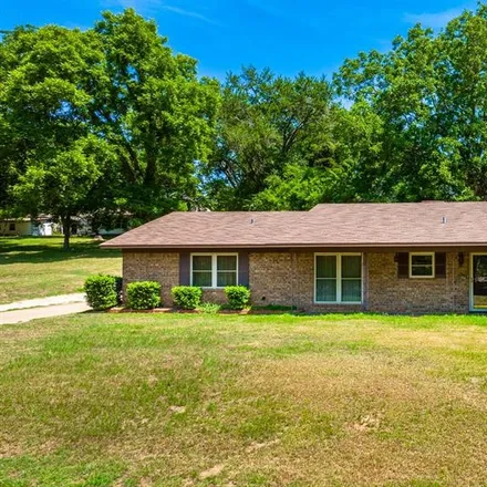 Buy this 4 bed house on 204 East Kaufman Street in Gilmer, TX 75644