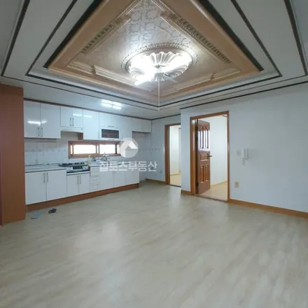 Rent this 2 bed apartment on 서울특별시 성북구 길음동 489-54