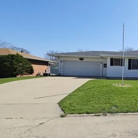 Buy this 2 bed house on 467 East Park Street in Morrison, IL 61270