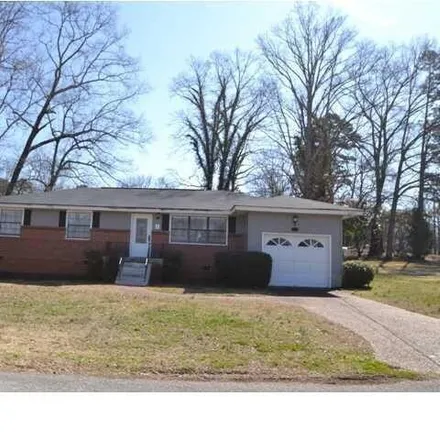 Rent this 2 bed house on 1108 Greens Road in Shady Rest, Chattanooga