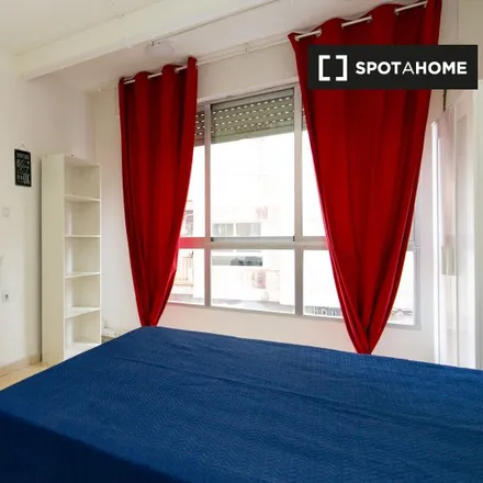 Image 4 - ONCE, Calle Luis Braille, 18005 Granada, Spain - Room for rent