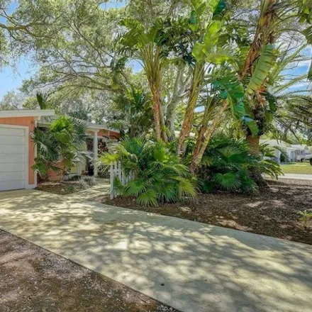 Buy this 2 bed house on 2035 Yale Avenue in Dunedin, FL 34698