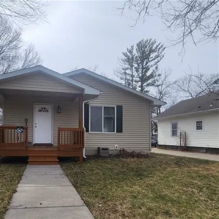 Buy this 3 bed house on 654 13th Street in Ames, IA 50010